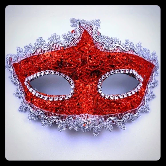 RED MARDI GRAS MASK NWT - Picture 1 of 4